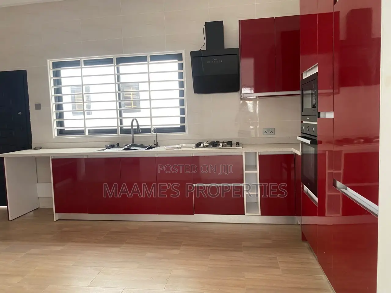 3bdrm House in Oyarifa for sale