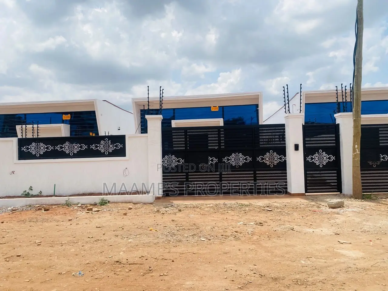 3bdrm House in Oyarifa for sale