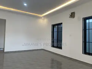3bdrm House in Oyarifa for sale