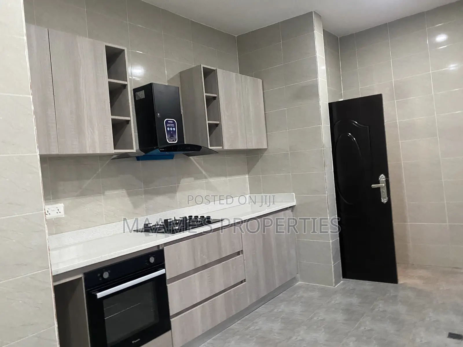 3bdrm House in Oyarifa for sale