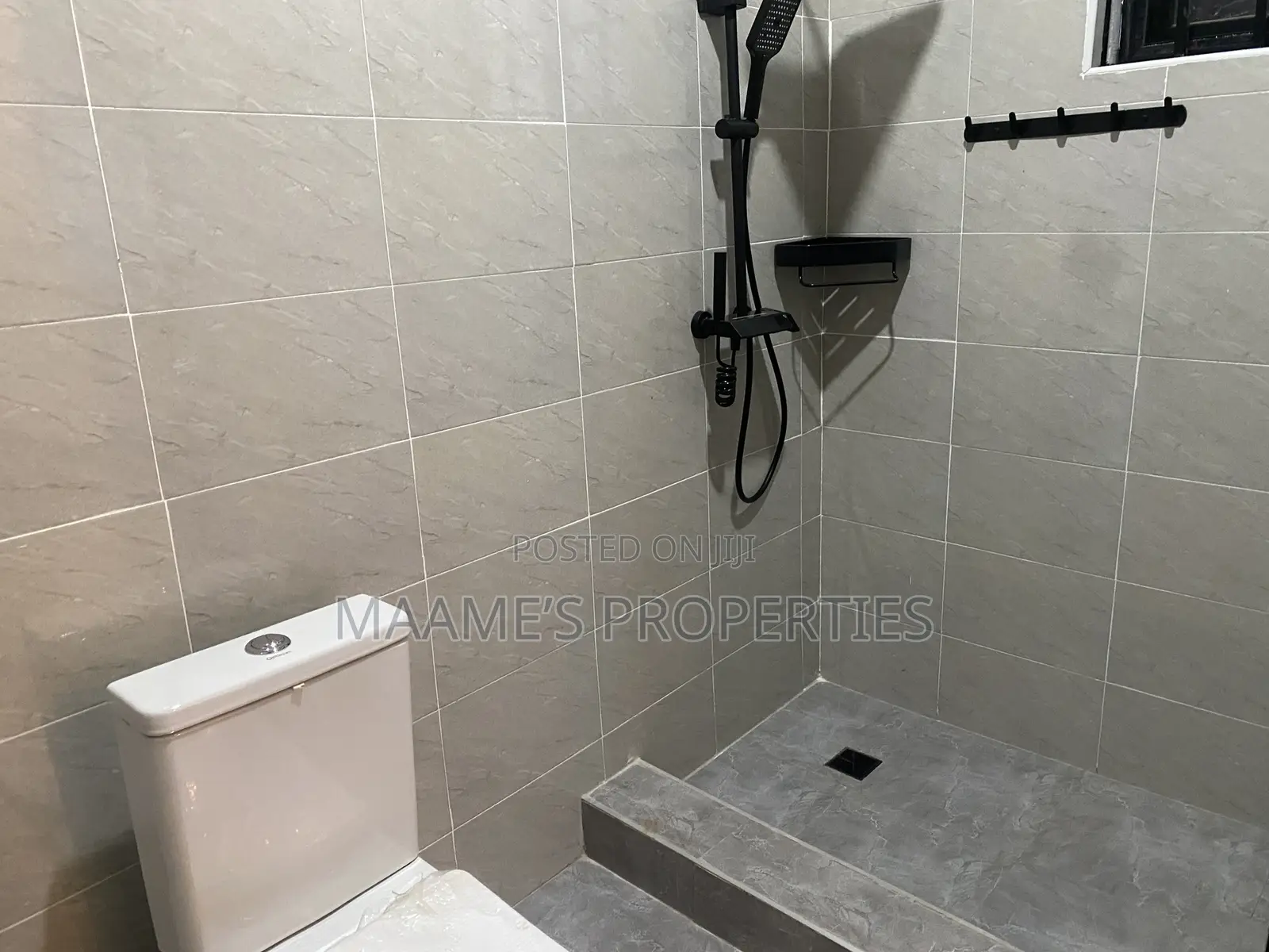 3bdrm House in Oyarifa for sale