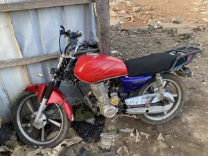 Royal RY125 2025 Red