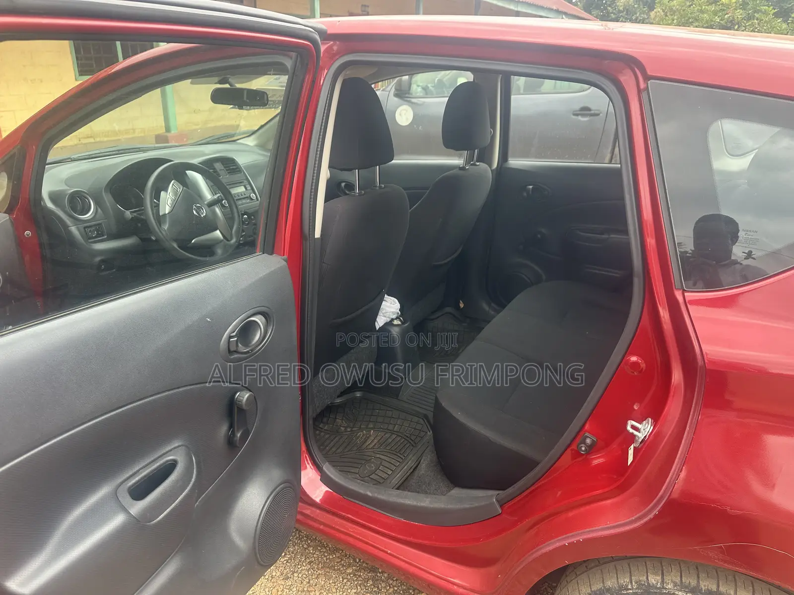 Nissan Note 1.6 Petrol 2015 Red