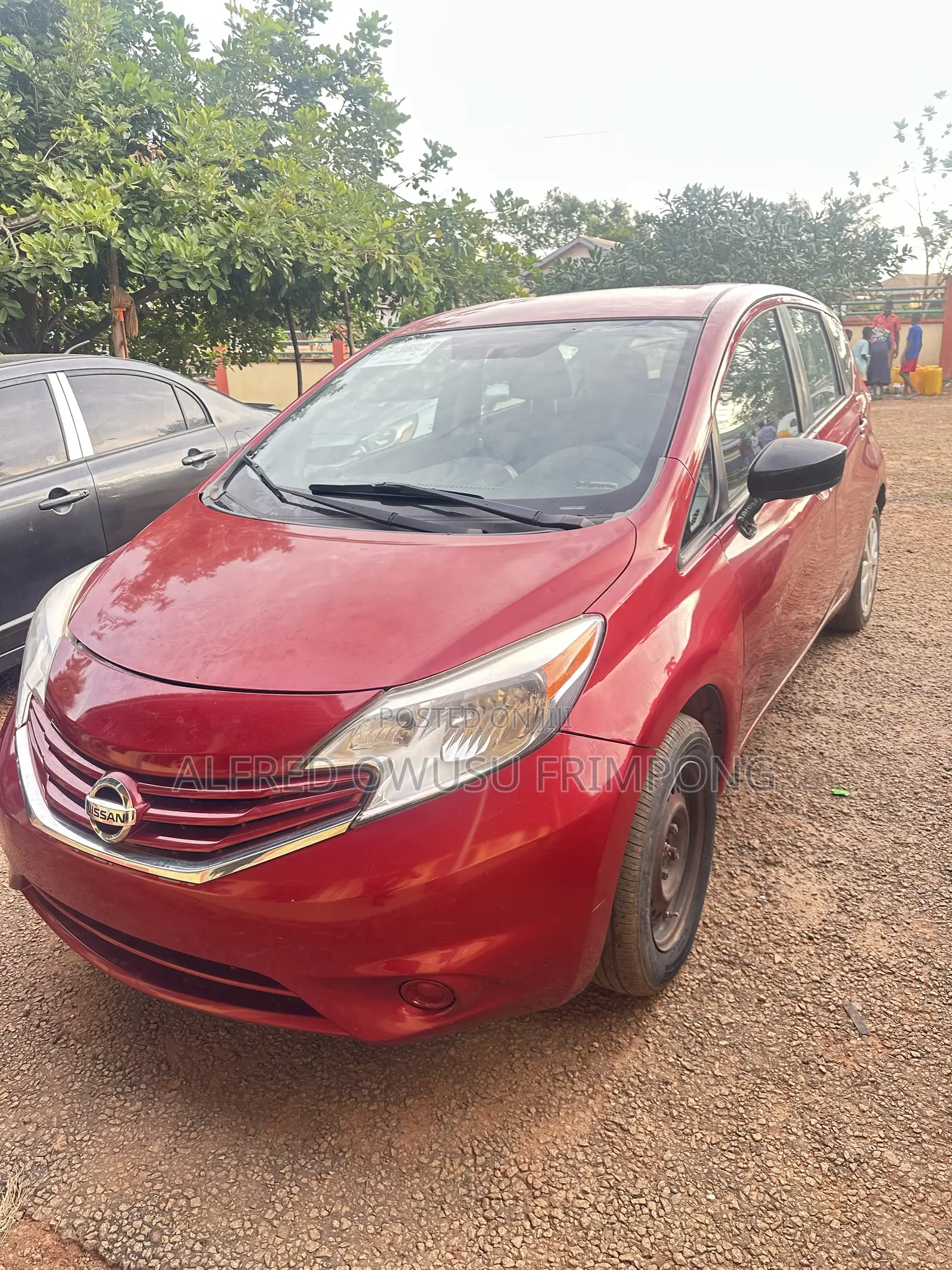 Nissan Note 1.6 Petrol 2015 Red