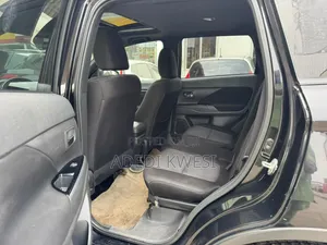Mitsubishi Outlander SE 4dr SUV (2.4L 4cyl CVT) 2015 Black