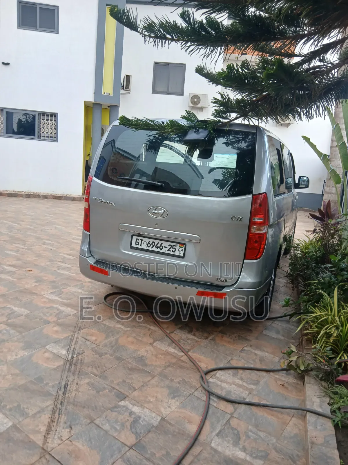 Hyundai Starex 2011 Grey