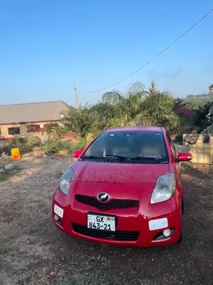 Toyota Vitz 2010