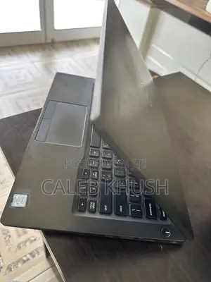 Laptop Dell Latitude 7400 8GB Intel Core i5 SSD 256GB