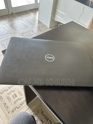 Laptop Dell Latitude 7400 8GB Intel Core i5 SSD 256GB