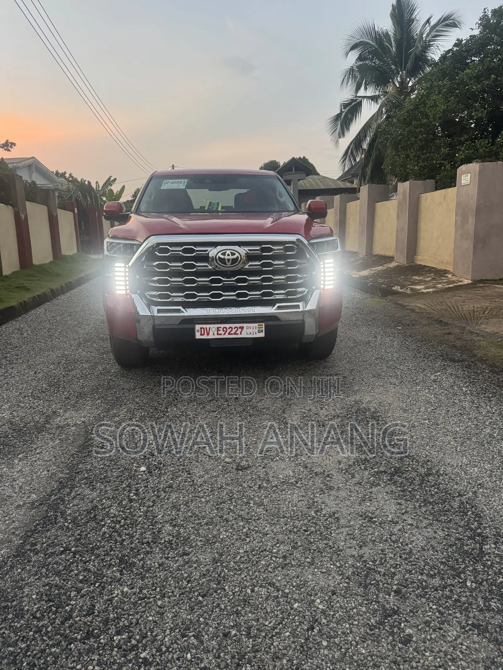 Toyota Tundra 2023 Red
