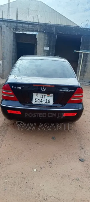 Mercedes-Benz C230 2010 Black