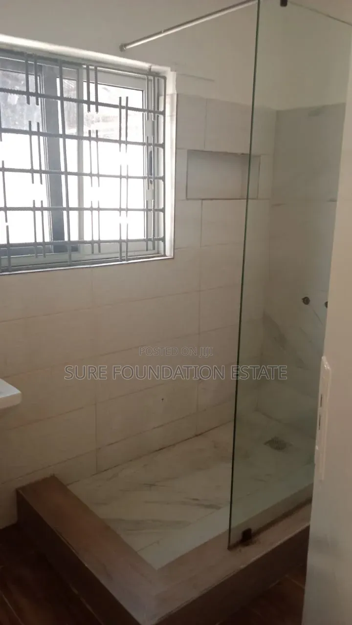 4bdrm House in Dansoman for rent