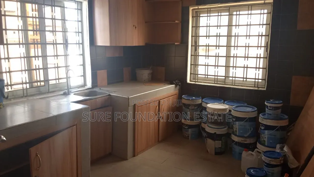 4bdrm House in Dansoman for rent