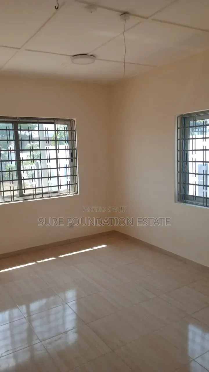 4bdrm House in Dansoman for rent