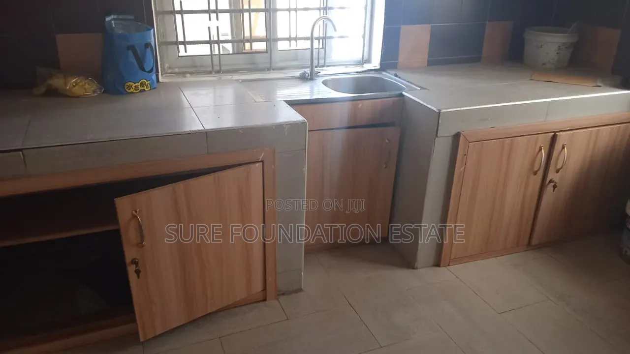 4bdrm House in Dansoman for rent