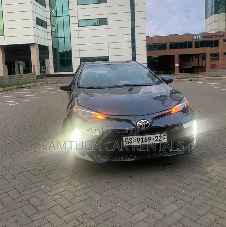 Toyota Corolla LE Eco (1.8L 4cyl 2A) 2019 Blue