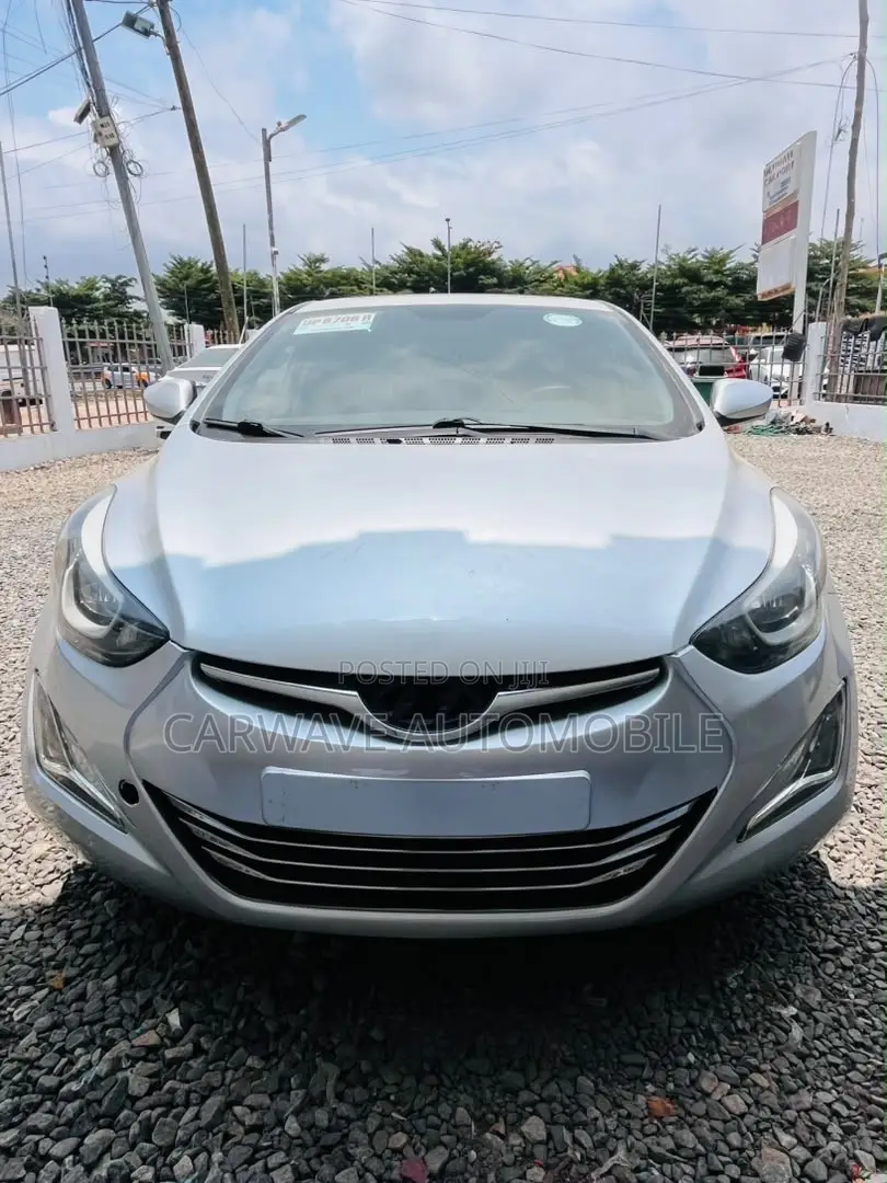 Hyundai Elantra SE 4dr Sedan (1.8L 4cyl 6A) 2015 Silver