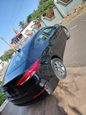 Hyundai Elantra Sport Sedan FWD (1.6L 4cyl 6M) 2017 Black