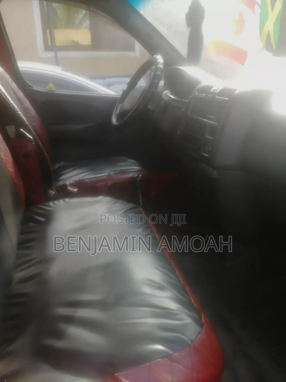 Toyota HiAce 2006 Red