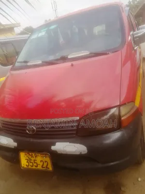 Toyota HiAce 2006 Red