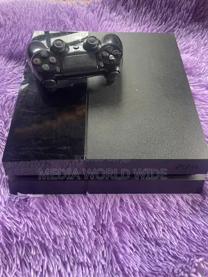 PS4 Standard