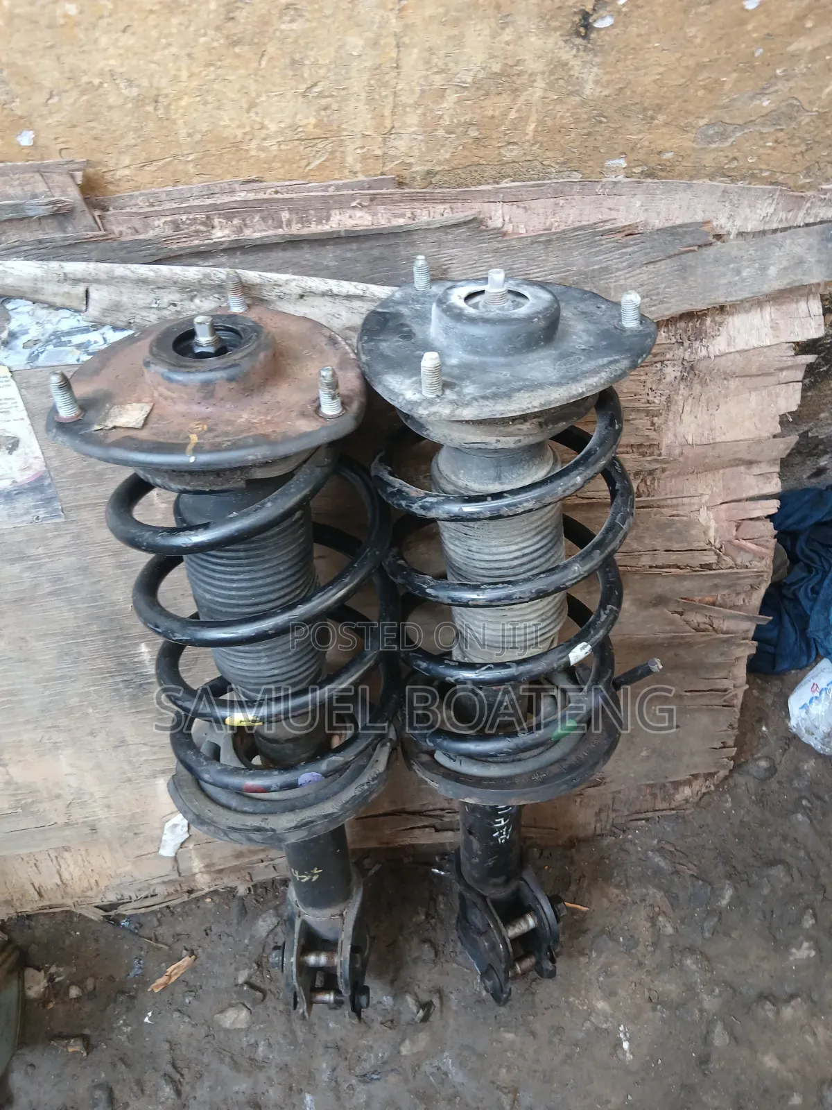 Hyundai Santa Fe 2012 2014 to 2017 Front Shocks