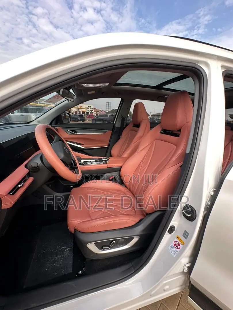 Changan CS75 Plus 2025 Gray