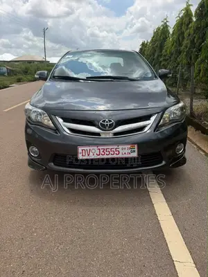 Toyota Corolla S Special Edition 4dr Sedan (1.8L 4cyl 4A) 2013 Gray