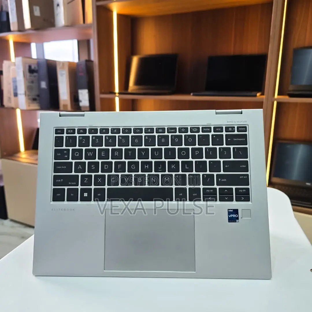 Laptop HP EliteBook x360 1040 G10 32GB Intel Core i7 SSD 1T