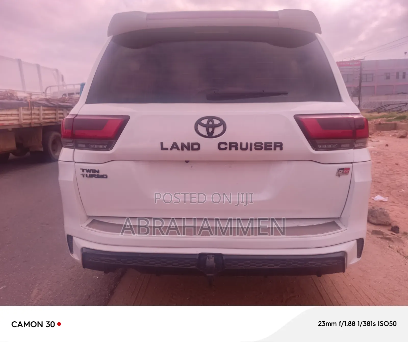 Toyota Land Cruiser 4.0 V6 GXR 2016 White