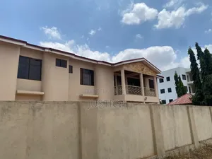 8bdrm House in Ankonam Oyarifa, Owusu Ansah for sale
