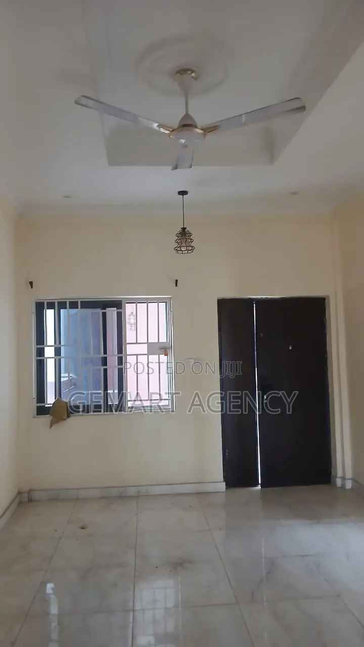 3bdrm Apartment in Taifa Bukina, Accra Metropolitan for rent