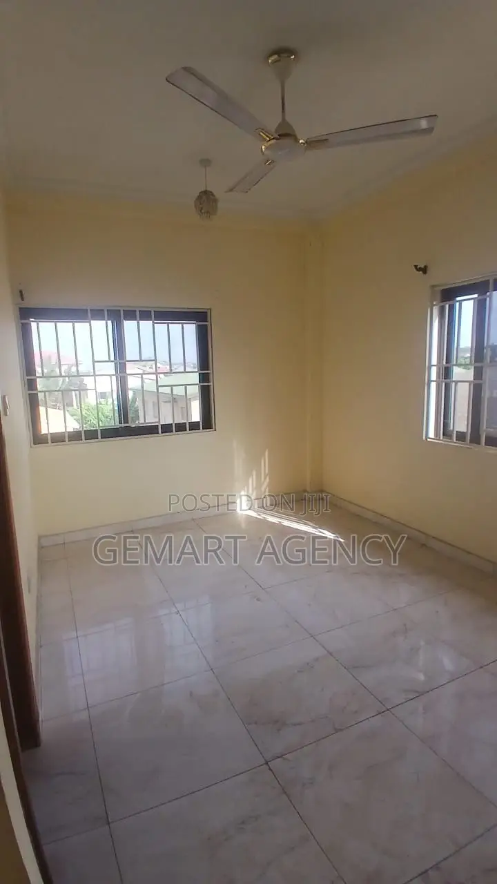 3bdrm Apartment in Taifa Bukina, Accra Metropolitan for rent