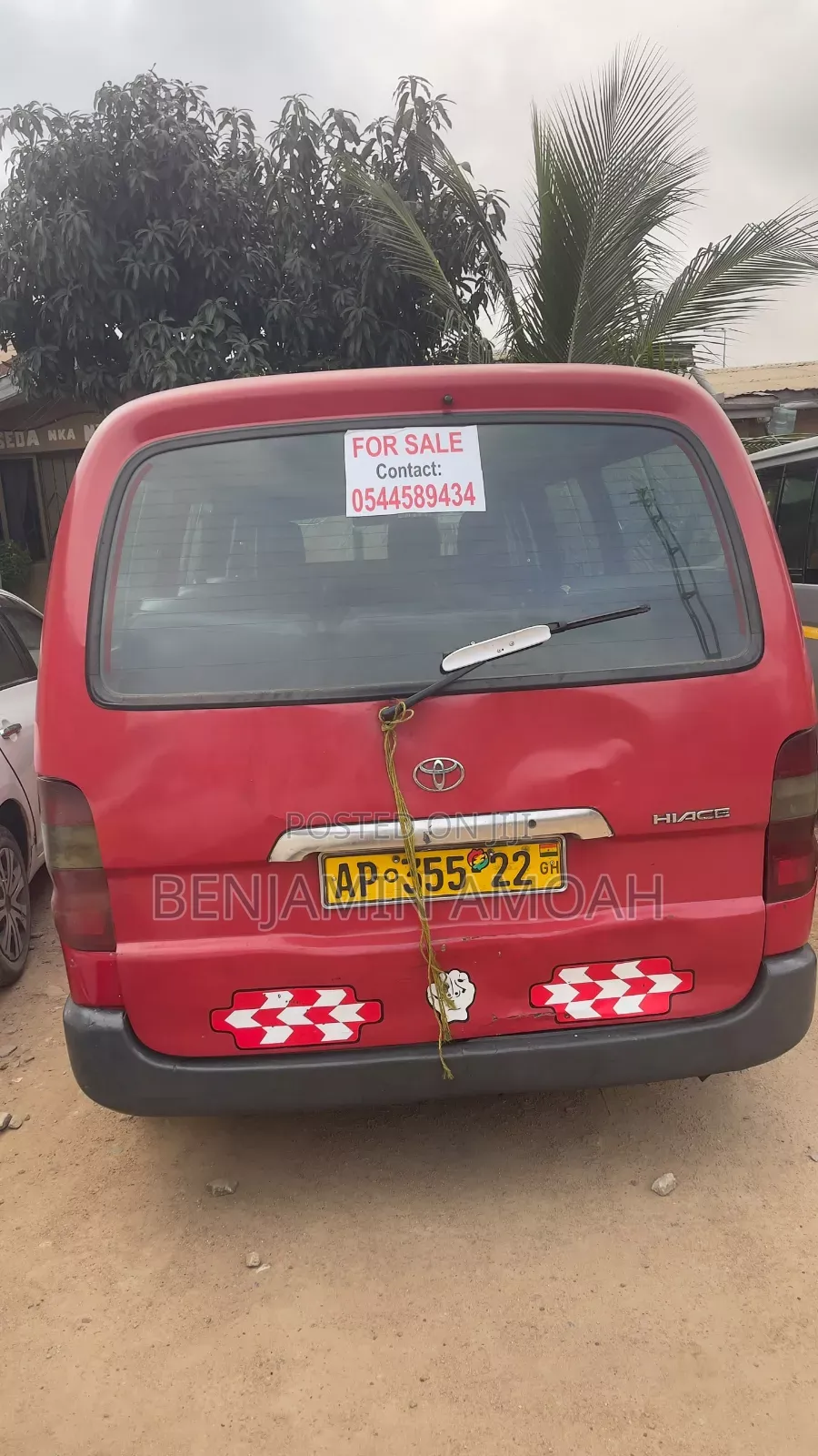 Toyota HiAce 2006 Red