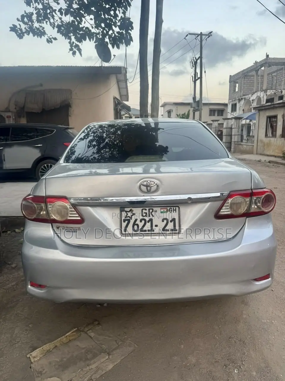 Toyota Corolla LE 4dr Sedan (1.8L 4cyl 4A) 2013 Silver
