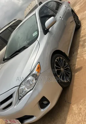 Toyota Corolla 2013 Silver