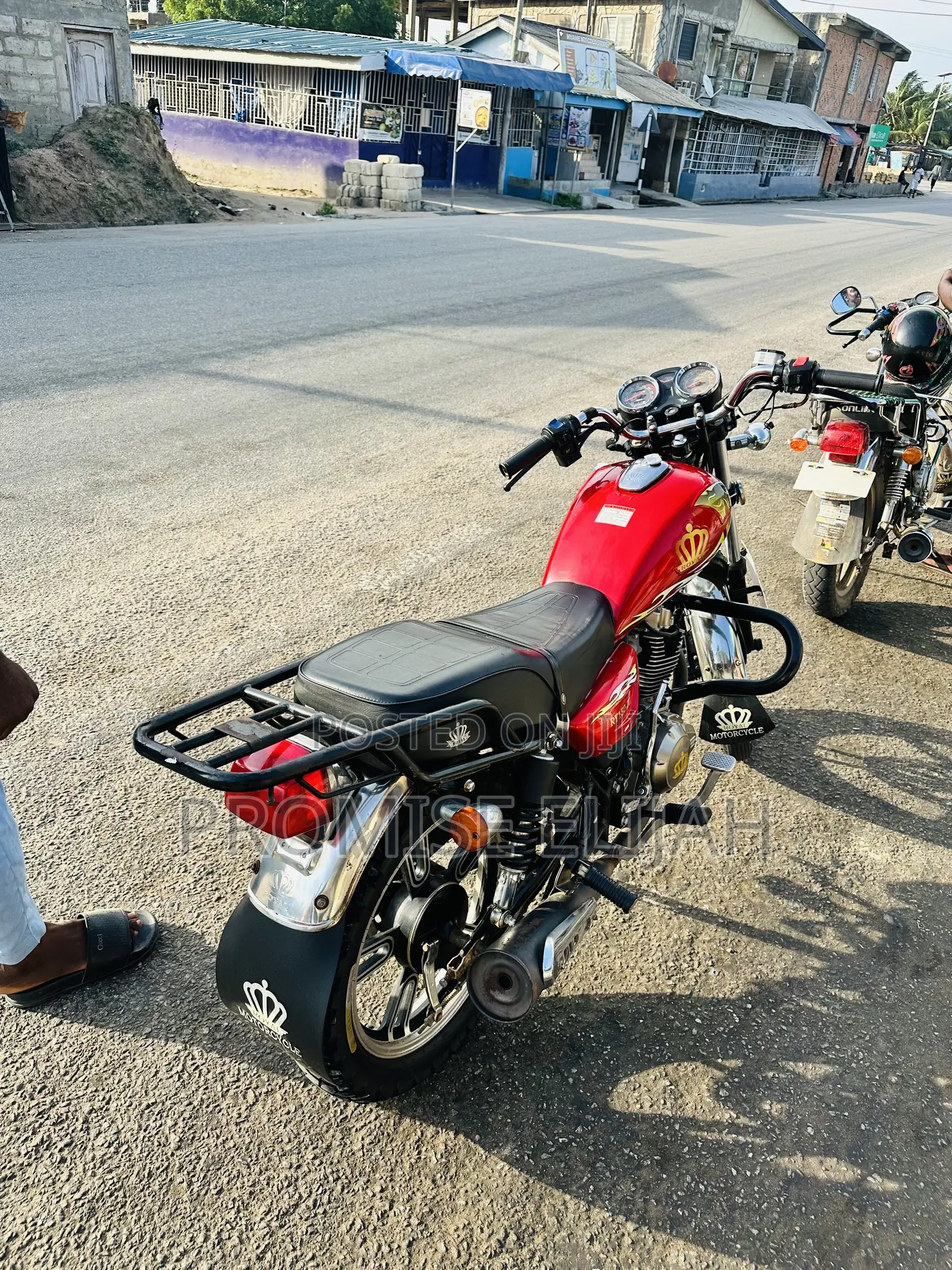 Royal RY150 2025 Red