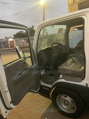 Mazda Titan Dash 2006 White