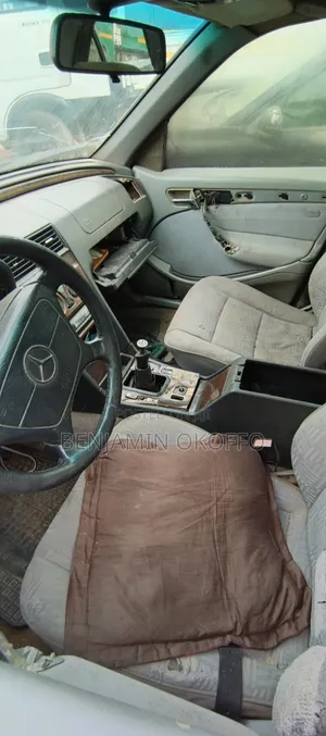 Mercedes-Benz C180 1998 Black