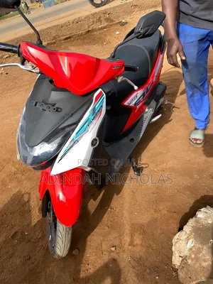 Yamaha Gear 2025 Red