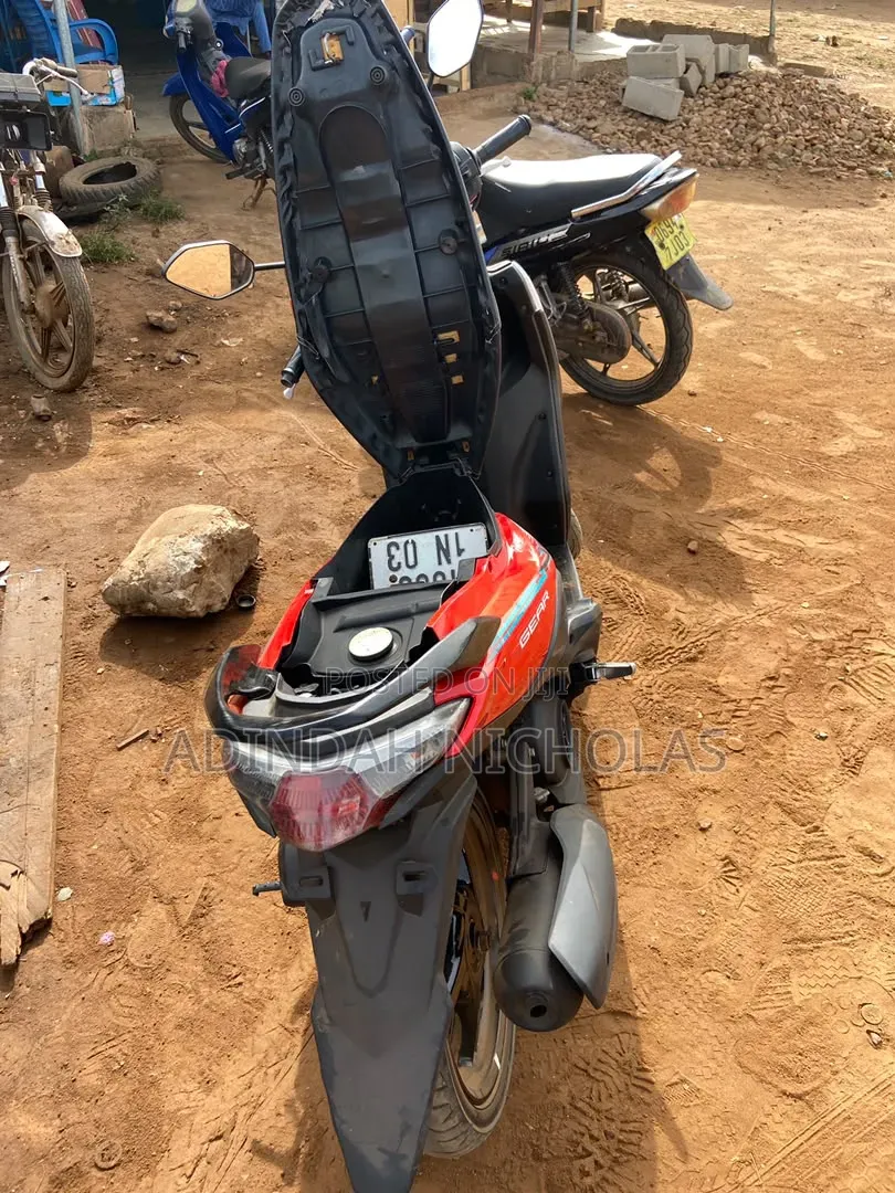 Yamaha Gear 2025 Red