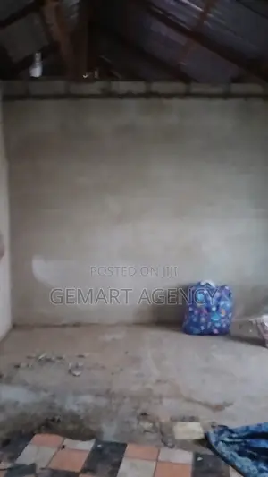 3bdrm House in Nkawkaw, Kyidom,, Kwahu West for sale