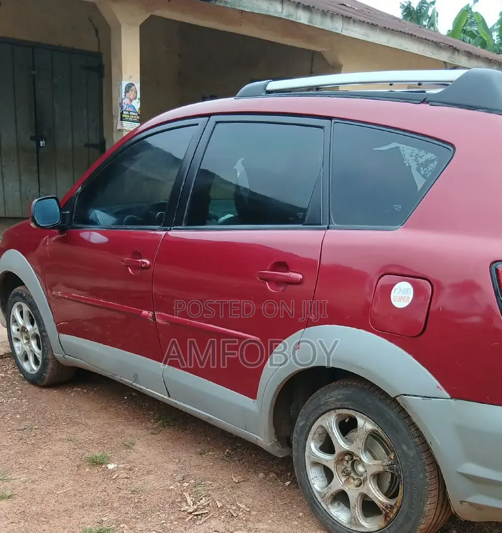 Pontiac Vibe 2006 Burgundy