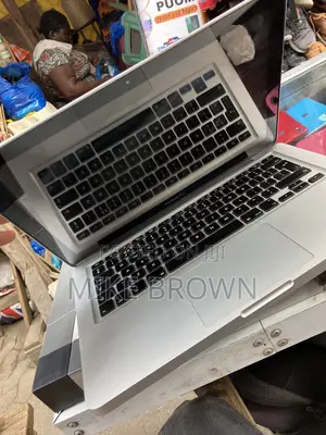 Laptop Apple MacBook Pro 2012 8GB SSHD (Hybrid) 1T