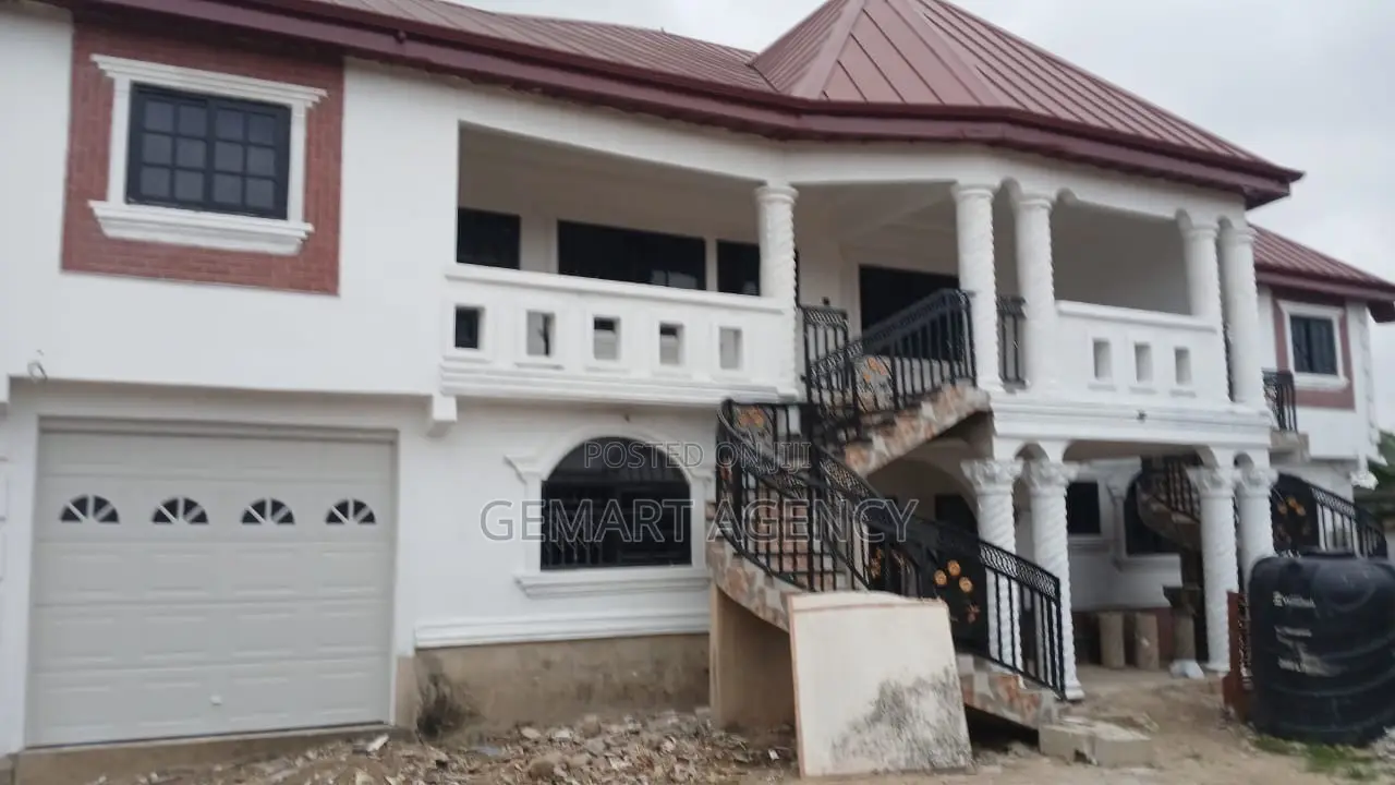 2bdrm Apartment in Nkawkaw, Kyidom,, Kwahu West for rent