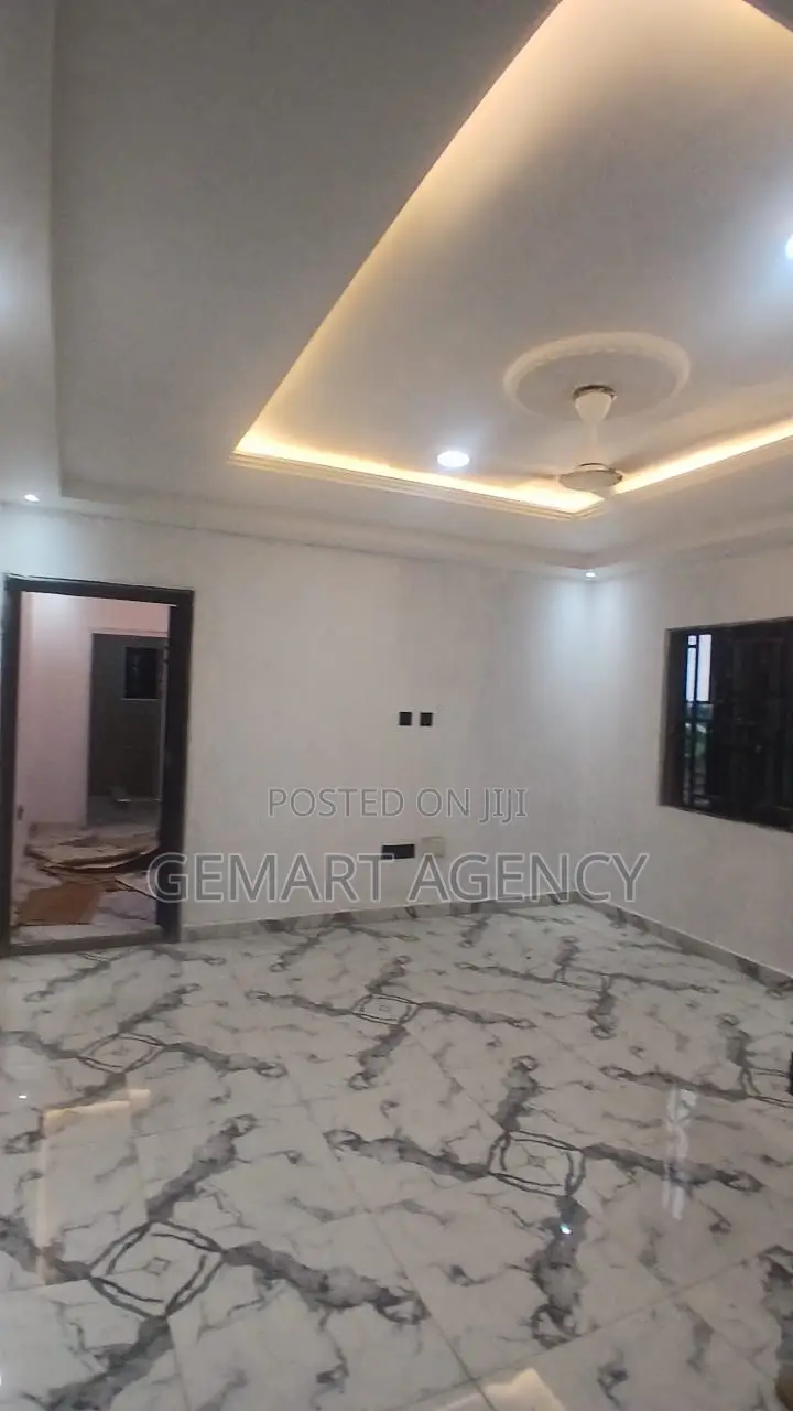 2bdrm Apartment in Nkawkaw, Kyidom,, Kwahu West for rent