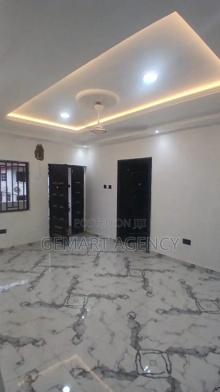2bdrm Apartment in Nkawkaw, Kyidom,, Kwahu West for rent