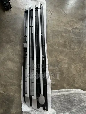 Toyota Highlander 2019 Down Bumper Grille