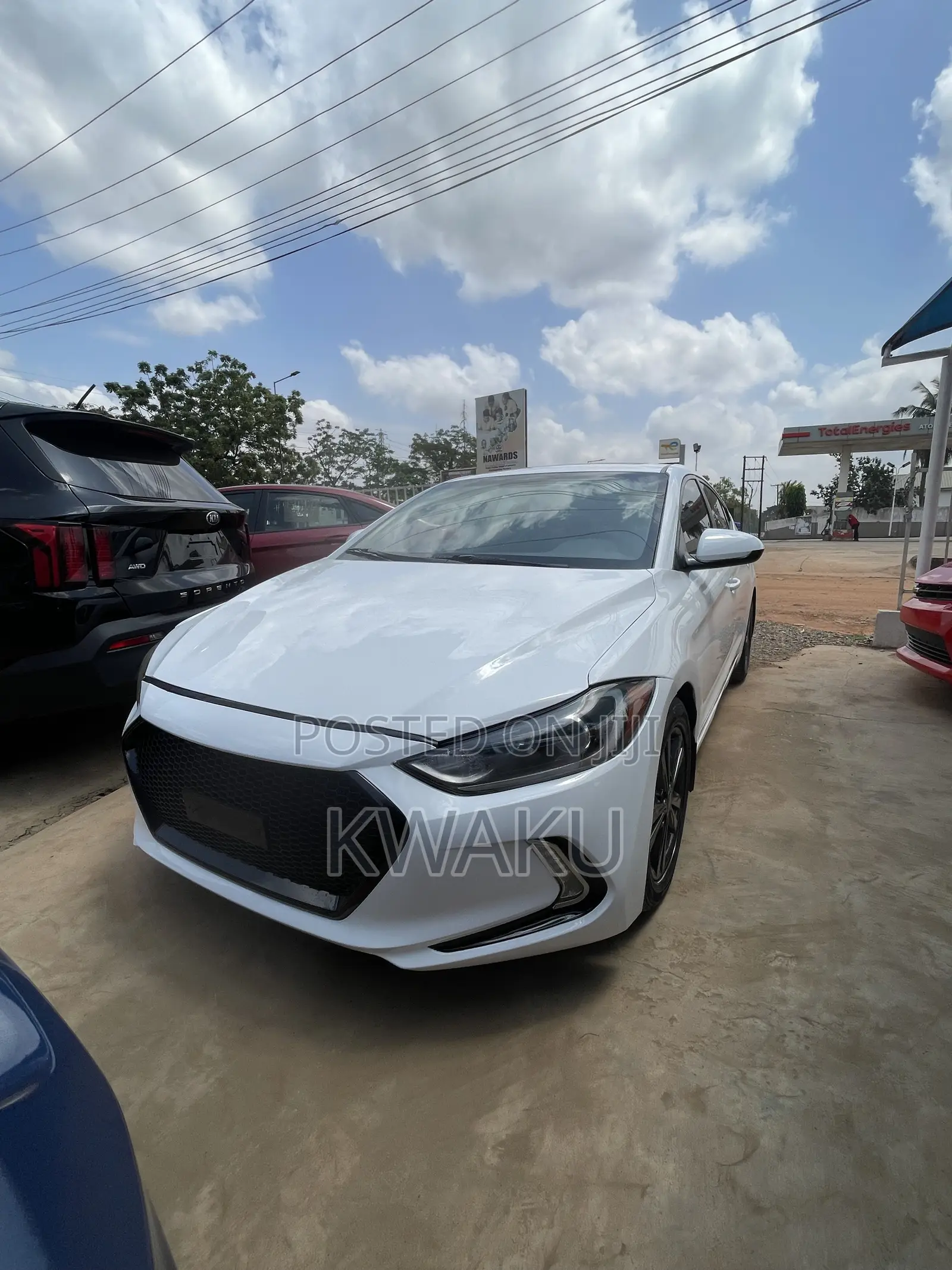 Hyundai Elantra 2018 White