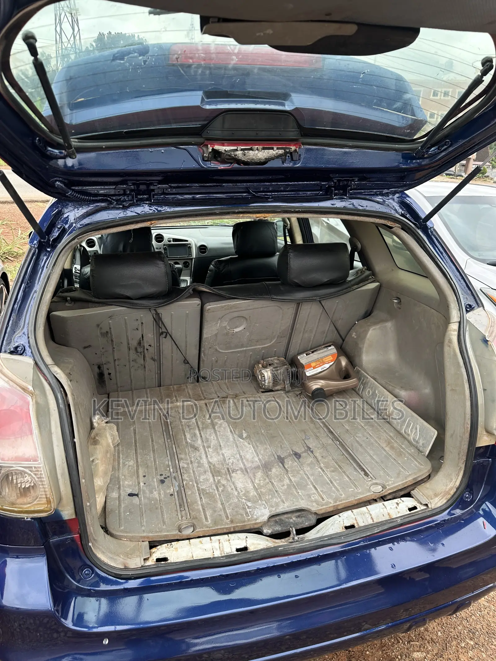 Toyota Matrix Hatchback FWD (1.8L 4cyl 5M) 2007 Blue